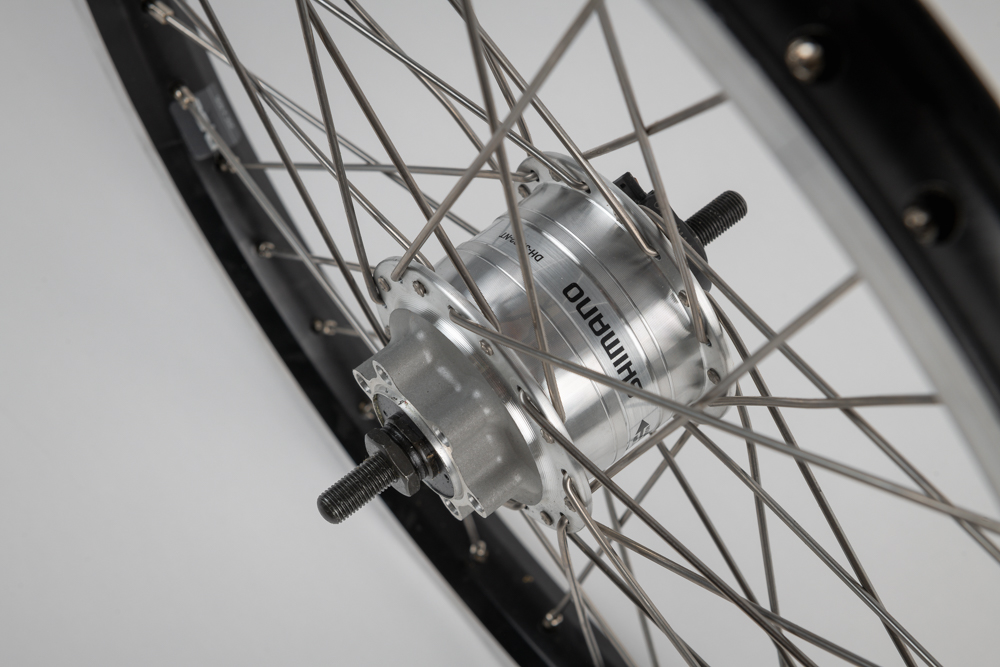 BAKFIETS.NL Vorderrad 20" mit Nabendynamo 6 Loch Disc/V-Brake